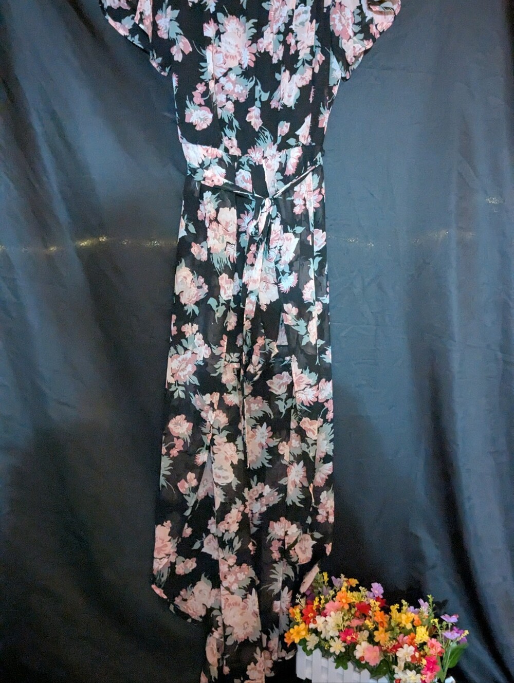 Lily Rose Black Floral Maxi Dress with Pink Rose Print   Size L